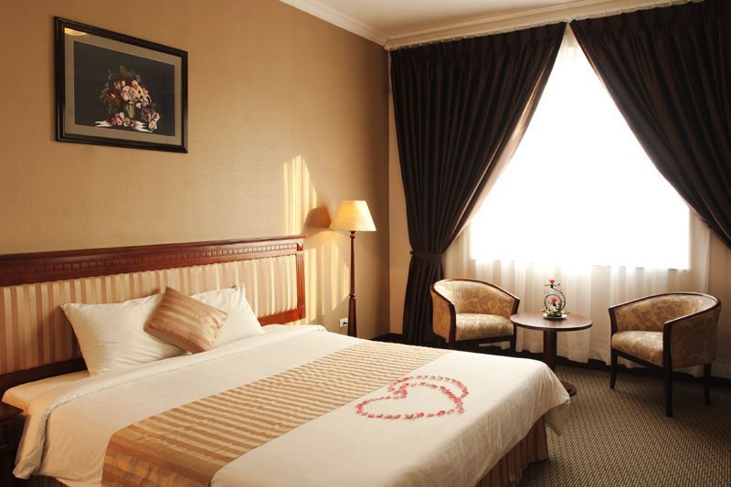 Aloha Halong Hotel 下龍 外观 照片