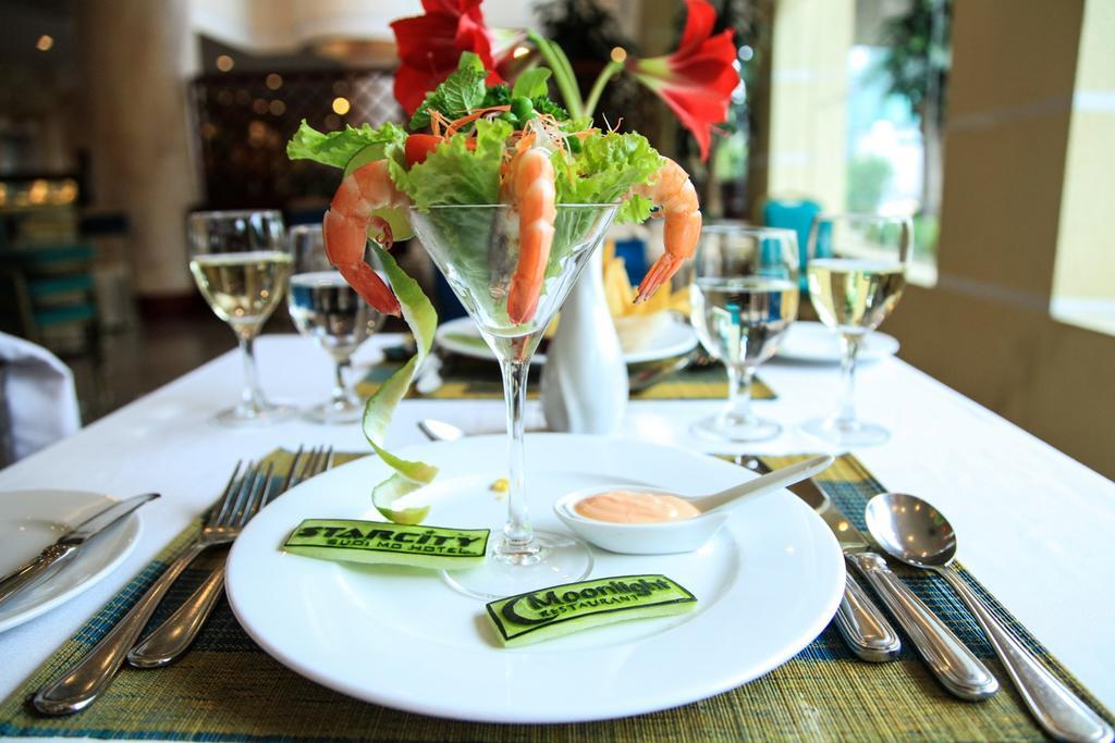 Aloha Halong Hotel 下龍 外观 照片