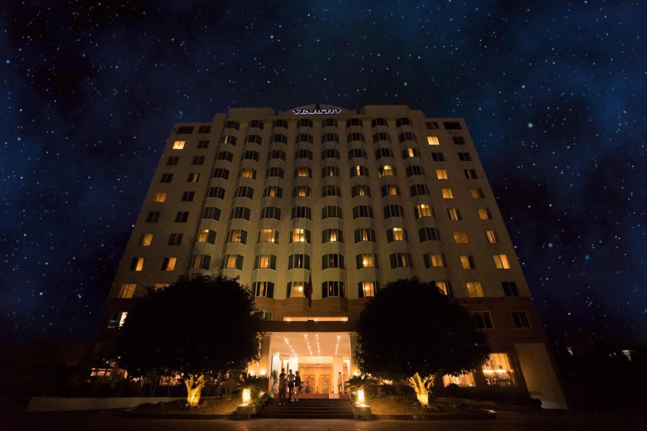 Aloha Halong Hotel 下龍 外观 照片
