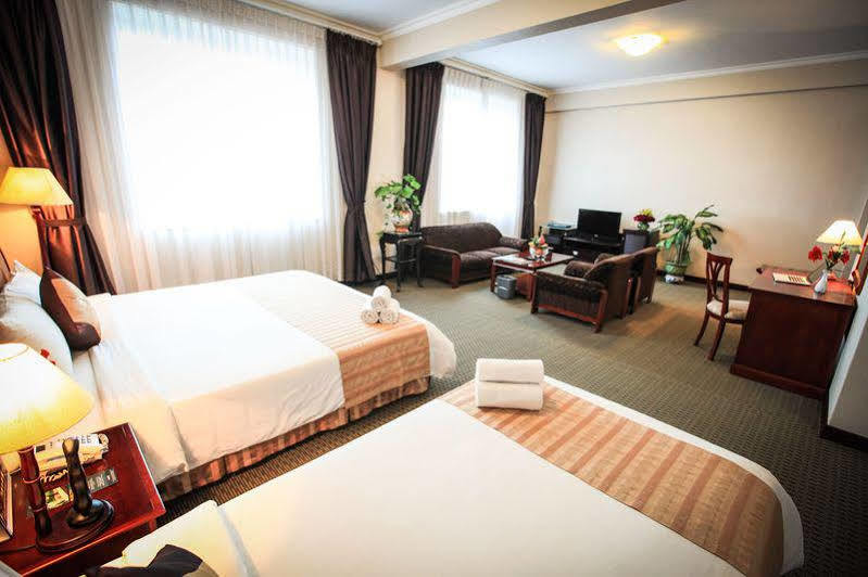 Aloha Halong Hotel 下龍 外观 照片